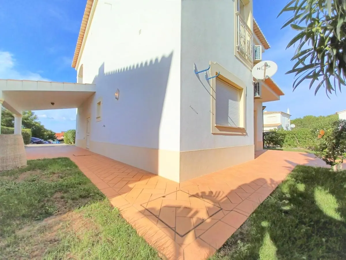 Exclusive Oasis Parque Villa Portimao 0*,