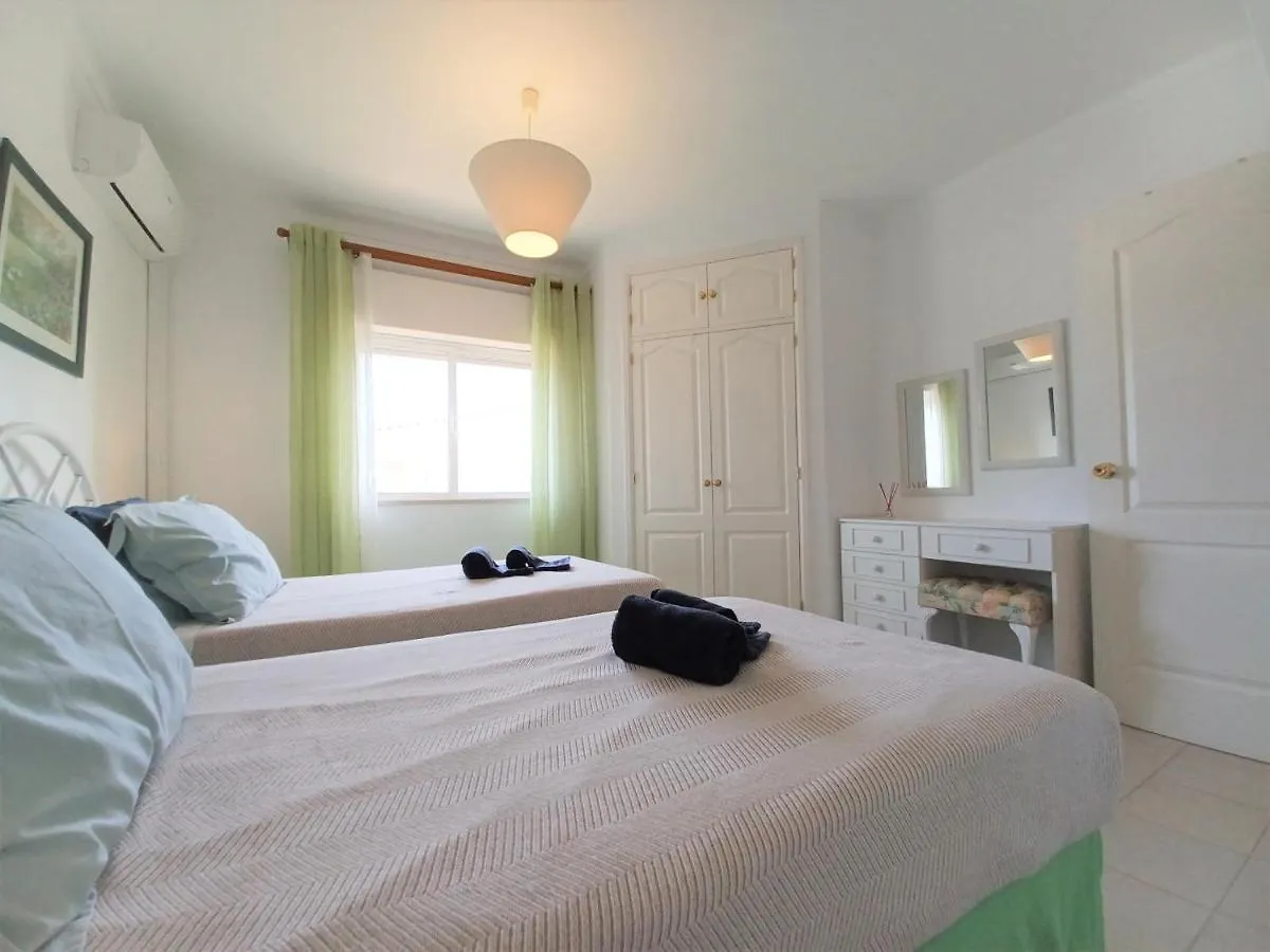 Exclusive Oasis Parque Villa Portimao 0*,  Portugal