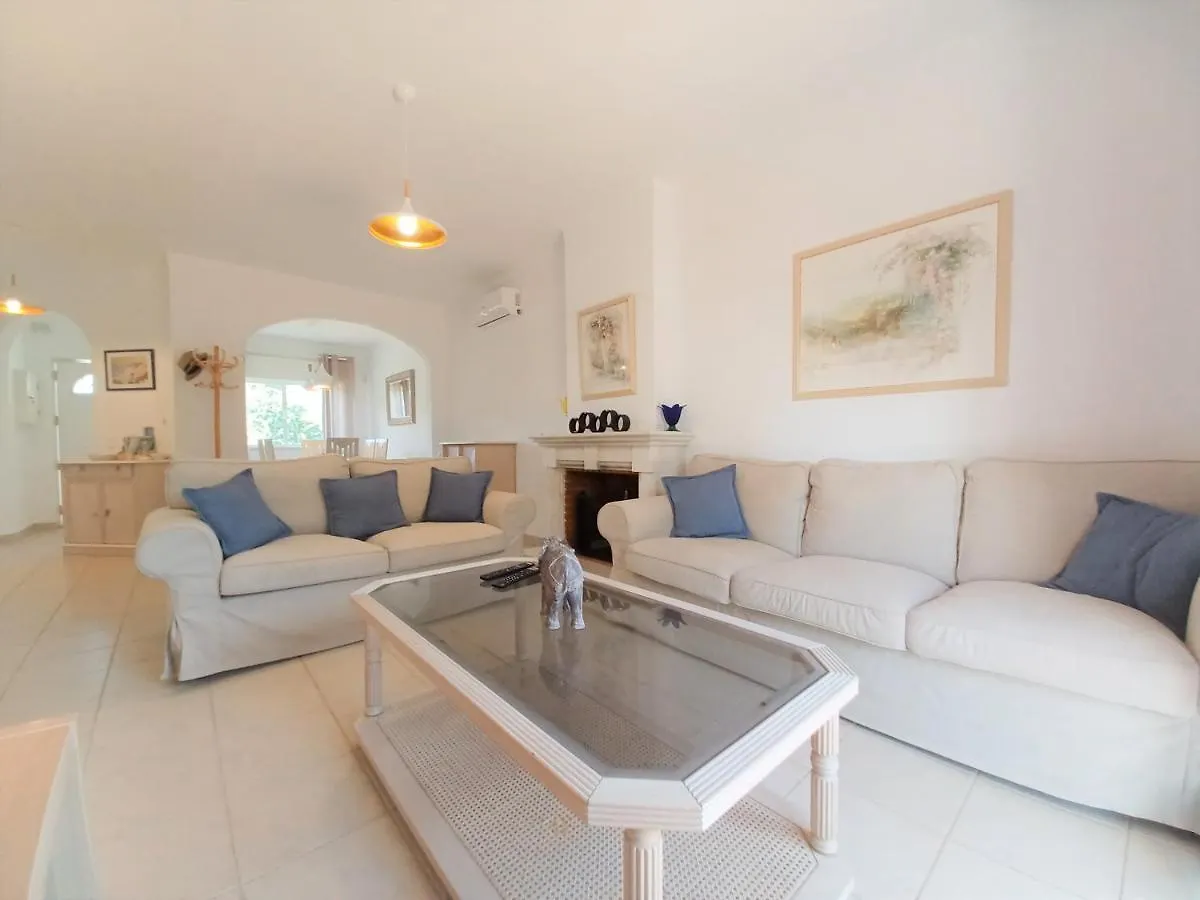 Exclusive Oasis Parque Villa Portimao 0*,